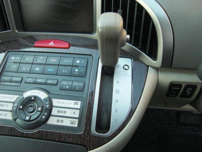 V 4WD 2500 5Dr