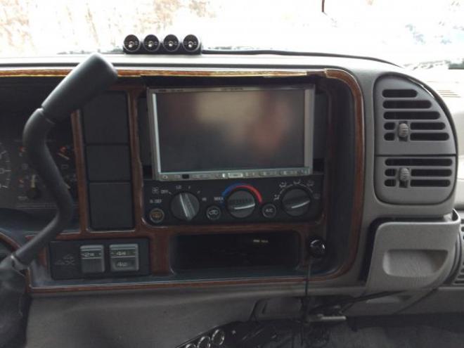 タホ 4WD 5700 5Dr