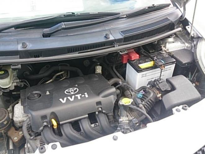 F 4WD 1300 5Dr
