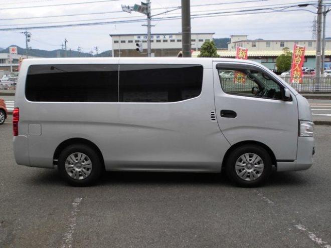 ＤＸ　ＥＸパッケージ 　ディーゼル　2500 5Dr