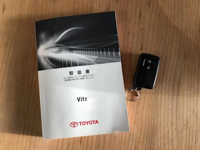 Ｆ　スマイルエディション　ＥＧプッシュスタート　スマートキー 2WD 1300 5Dr