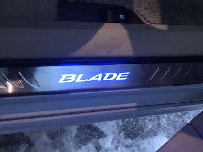Ｇ　純正ＨＤＤナビ　バックカメラ　スマートキー　夏冬タイヤ付 2WD 2400 5Dr