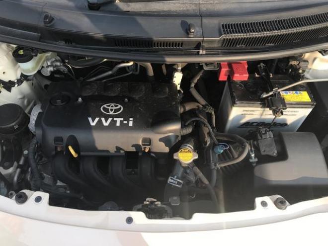 Ｕ　４ＷＤ　スマートキー　ＥＴＣ　エンジンスターター 4WD 1300 5Dr