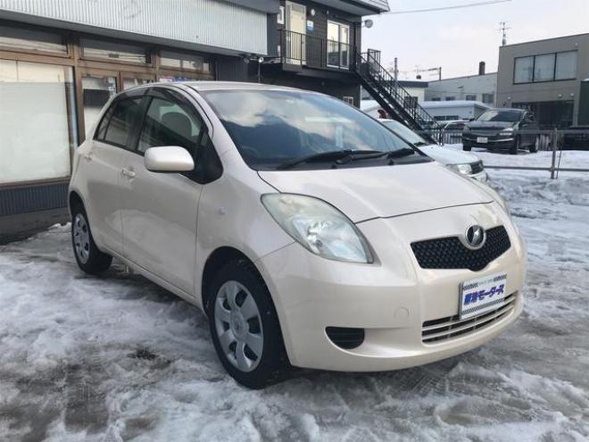 Ｕ　４ＷＤ　スマートキー　ＥＴＣ　エンジンスターター 4WD 1300 5Dr