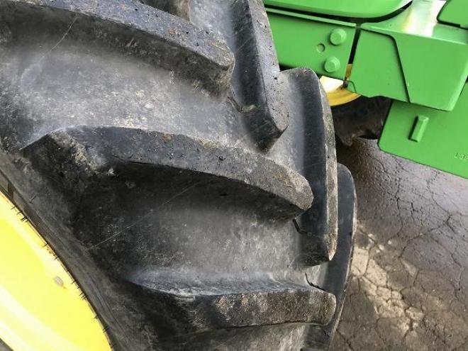 トラクタージョンディア　中古　JD-5100Ｒ
