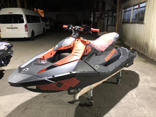 PWCsea-doo SPARK TRIXX 3UP 2021モデル