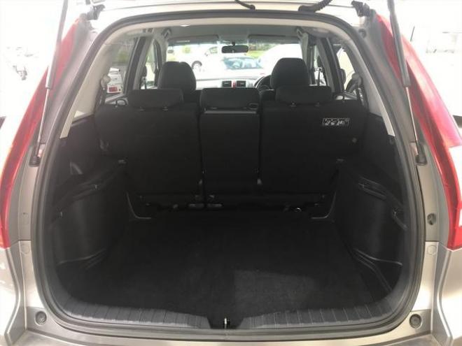 ＺＸ　４ＷＤ　ＨＤＤナビ　バックカメラ　夏冬タイヤ付　キーレスエントリー　エンジンスターター　横滑り防止装置　ＥＴＣ　オートエアコン　電動格納ミラー　ＨＩＤ　取扱説明書 4WD 2400 5Dr