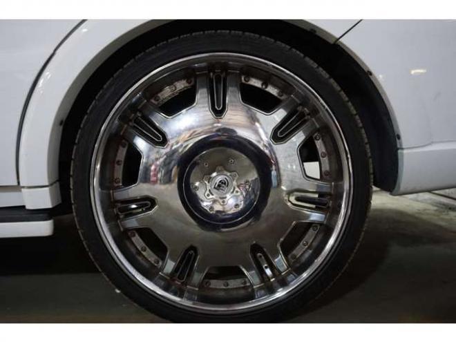 ナビゲーター 4WD　皮シート/サンルーフ/外26AW/外ナビ 5400 5Dr