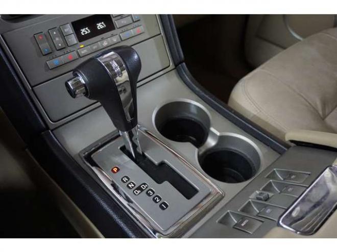 ナビゲーター 4WD　皮シート/サンルーフ/外26AW/外ナビ 5400 5Dr