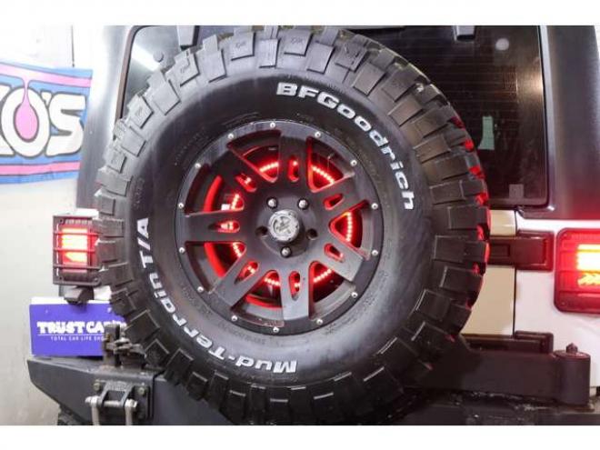 アンリミテッド スポーツ 4WD　リフトUP/外17AW/MTタイヤ/ウィンチ 正規輸入車 3800 5Dr