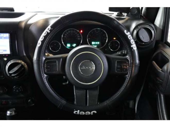 アンリミテッド スポーツ 4WD　リフトUP/外17AW/MTタイヤ/ウィンチ 正規輸入車 3800 5Dr