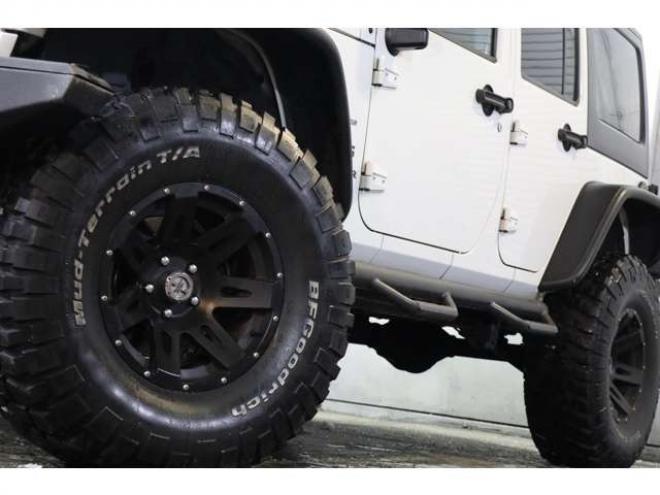 アンリミテッド スポーツ 4WD　リフトUP/外17AW/MTタイヤ/ウィンチ 正規輸入車 3800 5Dr