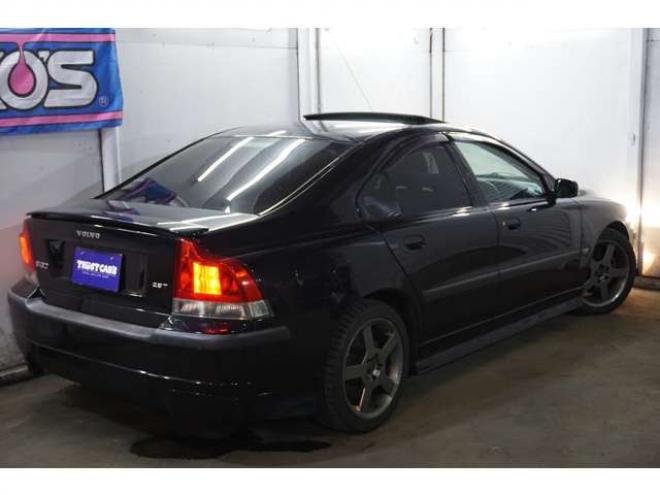 S60 2.5T スポーツ リミテッドエディション　サンルーフ/革シート/シートヒーター 正規輸入車 2WD 2500 4Dr