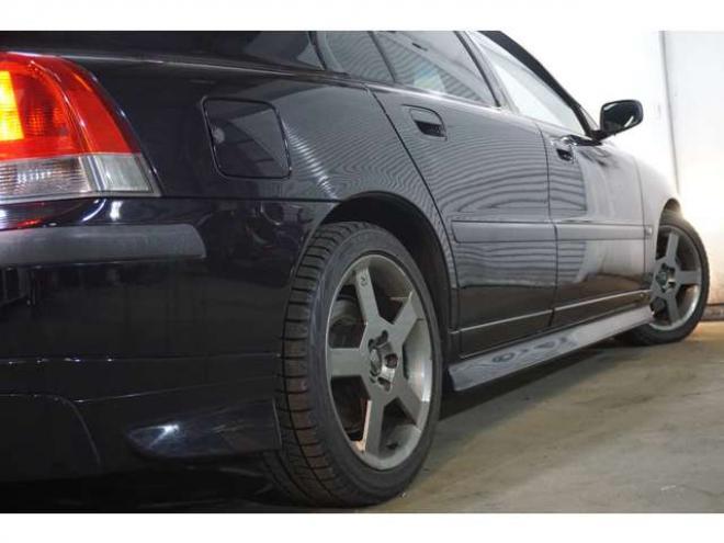 S60 2.5T スポーツ リミテッドエディション　サンルーフ/革シート/シートヒーター 正規輸入車 2WD 2500 4Dr