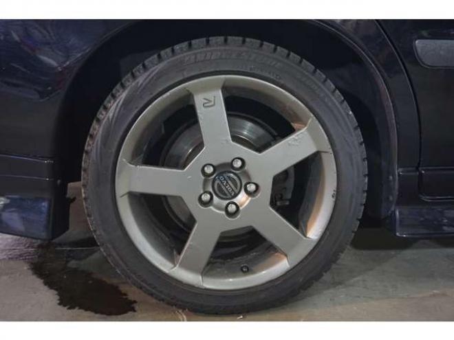 S60 2.5T スポーツ リミテッドエディション　サンルーフ/革シート/シートヒーター 正規輸入車 2WD 2500 4Dr