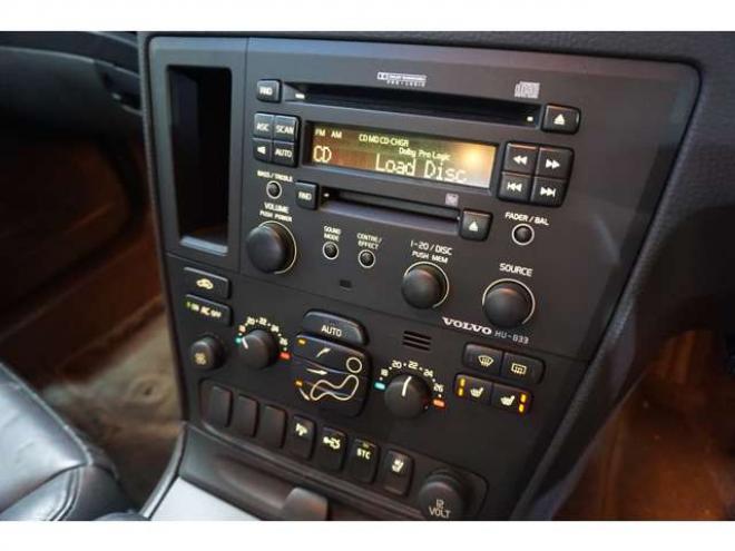 S60 2.5T スポーツ リミテッドエディション　サンルーフ/革シート/シートヒーター 正規輸入車 2WD 2500 4Dr