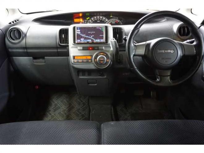 カスタム RS 4WD　ターボ/外ナビ/片側パワースライドドア 660 5Dr