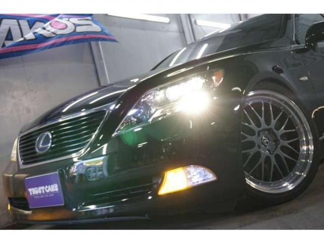 LSハイブリッド 600h バージョンU Iパッケージ 4WD　20AW/サンルーフ/革シート 5000 4Dr