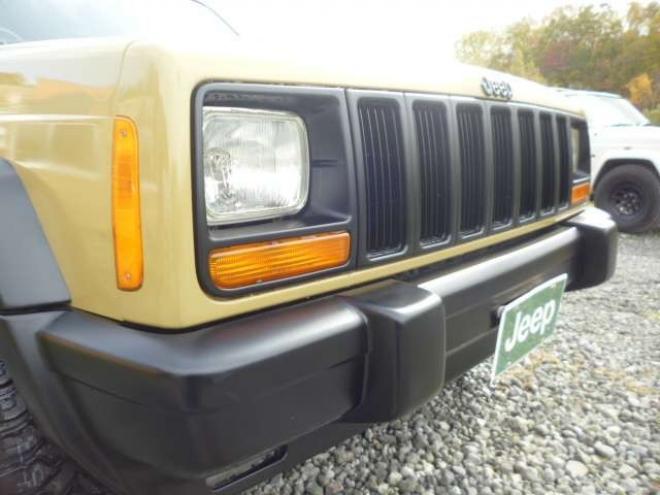 リミテッド 4WD　弊社オリジナルレトロカラー新品タイヤ装着 正規輸入車 4000