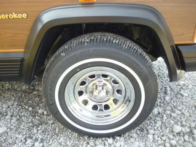リミテッド 4WD　弊社オリジナルレトロカスタム車 正規輸入車 4000