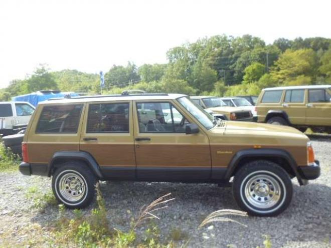 リミテッド 4WD　弊社オリジナルレトロカスタム車 正規輸入車 4000