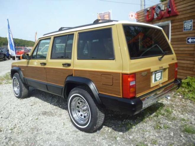 リミテッド 4WD　弊社オリジナルレトロカスタム車 正規輸入車 4000