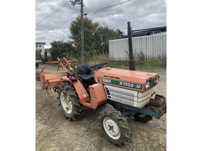 トラクターKUBOTA B1502 ディゼールエンジンロータリー付き 4WD