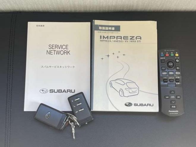 ハッチバック 2.0 i-S 4WD　ワンオーナー ミュージックプレイヤー接続 2000