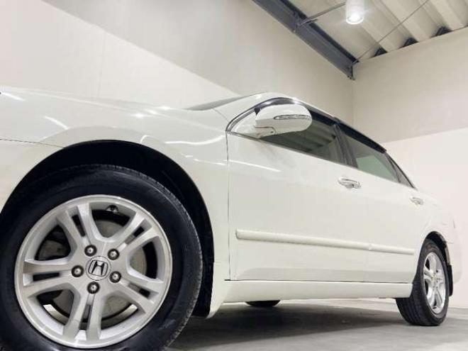 3.0 30TL　HIDヘッドライト　クルコン　スマートキー 2WD 3000