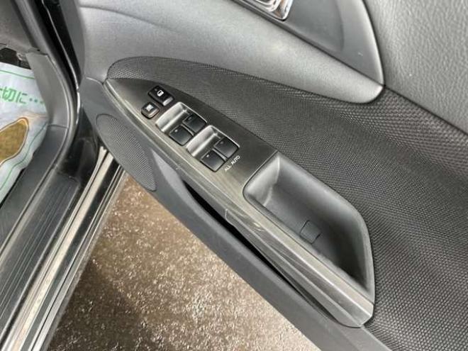 2.0 ZT 4WD　純正ナビ 寒冷地仕様 HIDライト キーレス 2000