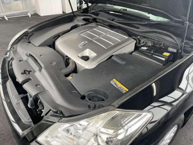 ロイヤル 3.0 ロイヤルサルーン i-Four 4WD　オートクルーズ 純正HDDナビ フルセグTV 3000