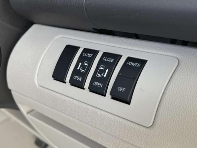 2.3 23S 4WD　両側電動スライドドア 純正HDDナビ ABS 2300