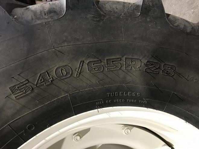 トラクターニューホランド　中古　T7.200
