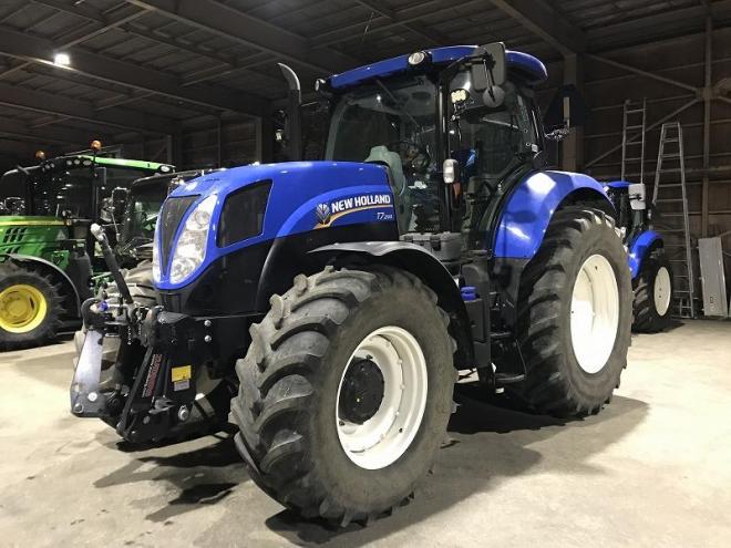 トラクターニューホランド　中古　T7.200