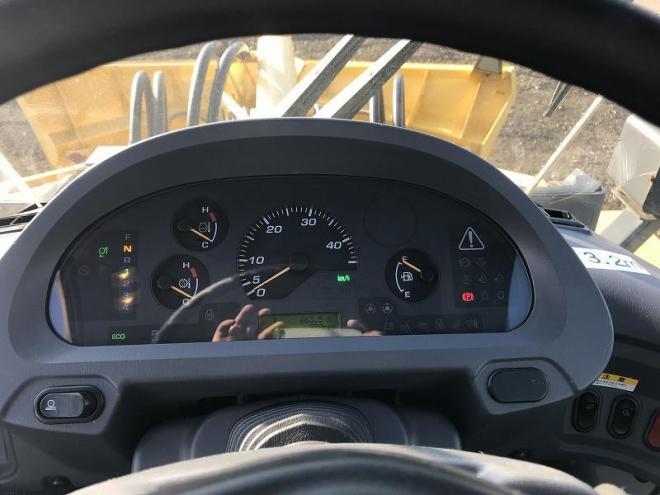 ホイールローダコマツ　中古　WA100-6