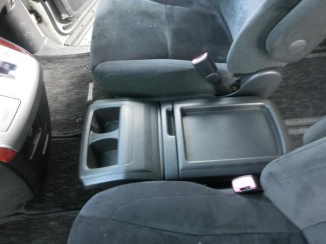 ヴェルファイア2.4Z プラチナムセレクション4WD 4WD 2400 5Dr