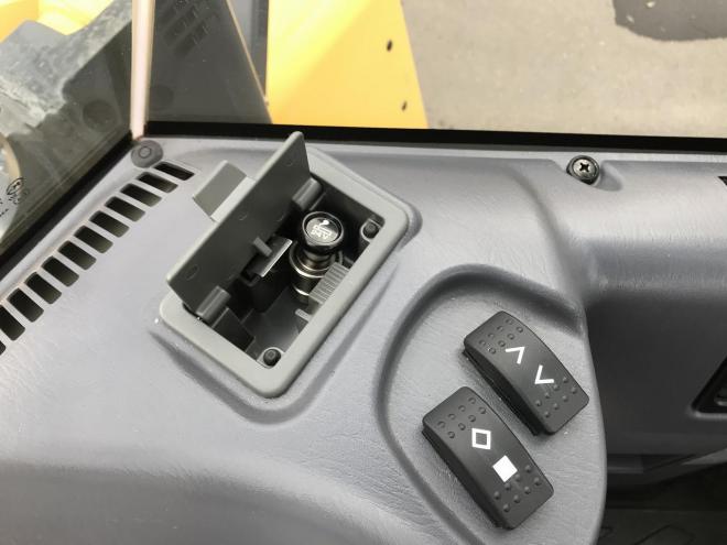 ホイールローダコマツ　中古　WA100-5　タイヤショベル　
