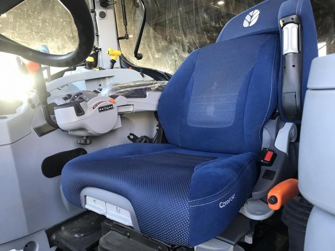 トラクターニューホランド　中古　T6.180　デルタ