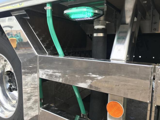 レンジャー未使用　増tワイド　家畜運搬車