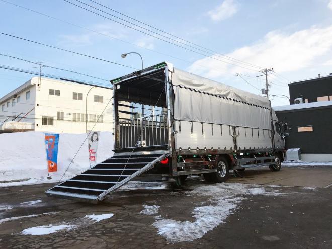 レンジャー未使用　増tワイド　家畜運搬車
