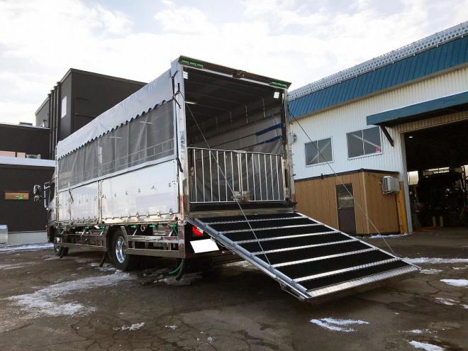 レンジャー未使用　増tワイド　家畜運搬車