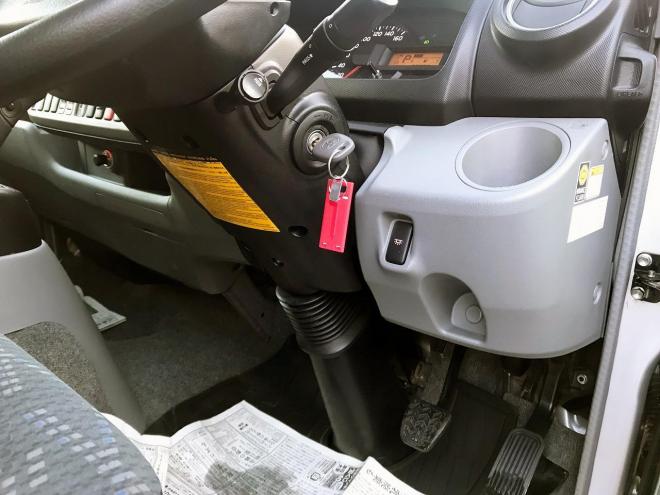 トヨエース中古　1.25t　高床4WD　小型トラック