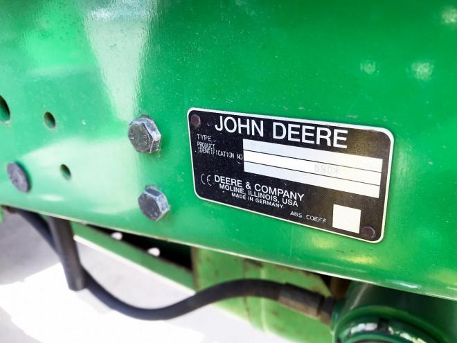 トラクタージョンディア　中古　JD6210