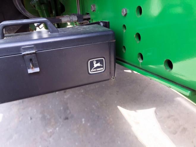 トラクタージョンディア　中古　JD6210