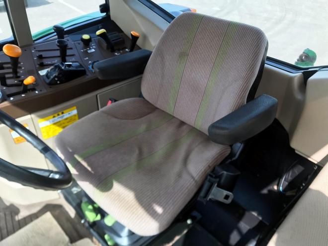 トラクタージョンディア　中古　JD6210