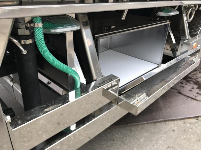 レンジャープロ未使用　ワイド　家畜運搬車　中型トラック　nlt