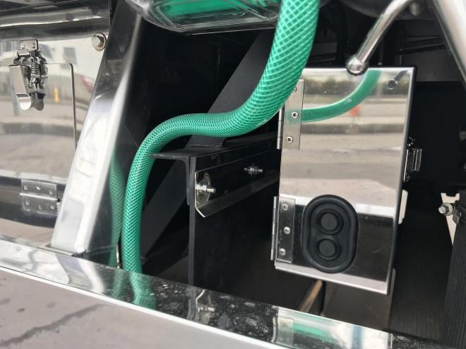 レンジャープロ未使用　ワイド　家畜運搬車　中型トラック　nlt