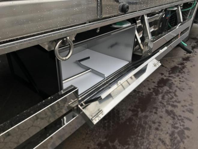 レンジャープロ未使用　ワイド　家畜運搬車　中型トラック　nlt