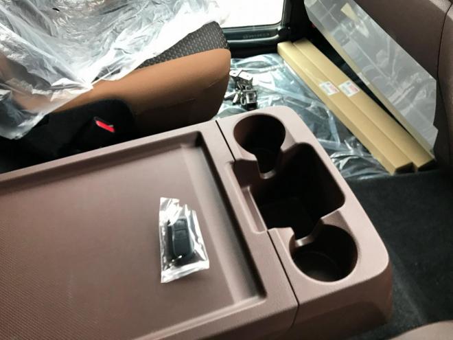 レンジャープロ未使用　ワイド　家畜運搬車　中型トラック　nlt