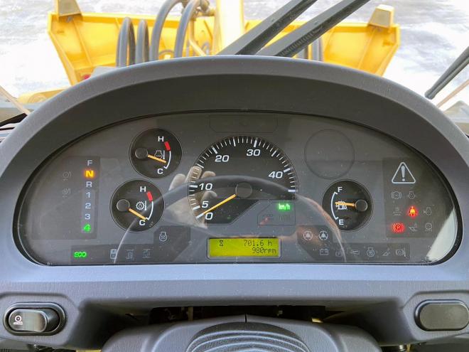 ホイールローダコマツ 　中古　WA100-7Y